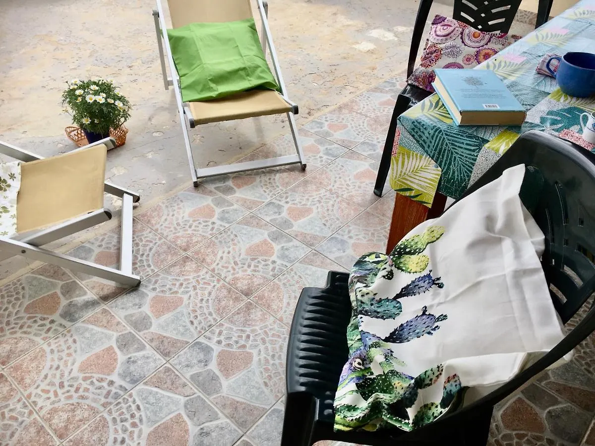 Il Terrazzo Sui Tetti Apartment Lampedusa 0*,  Italy